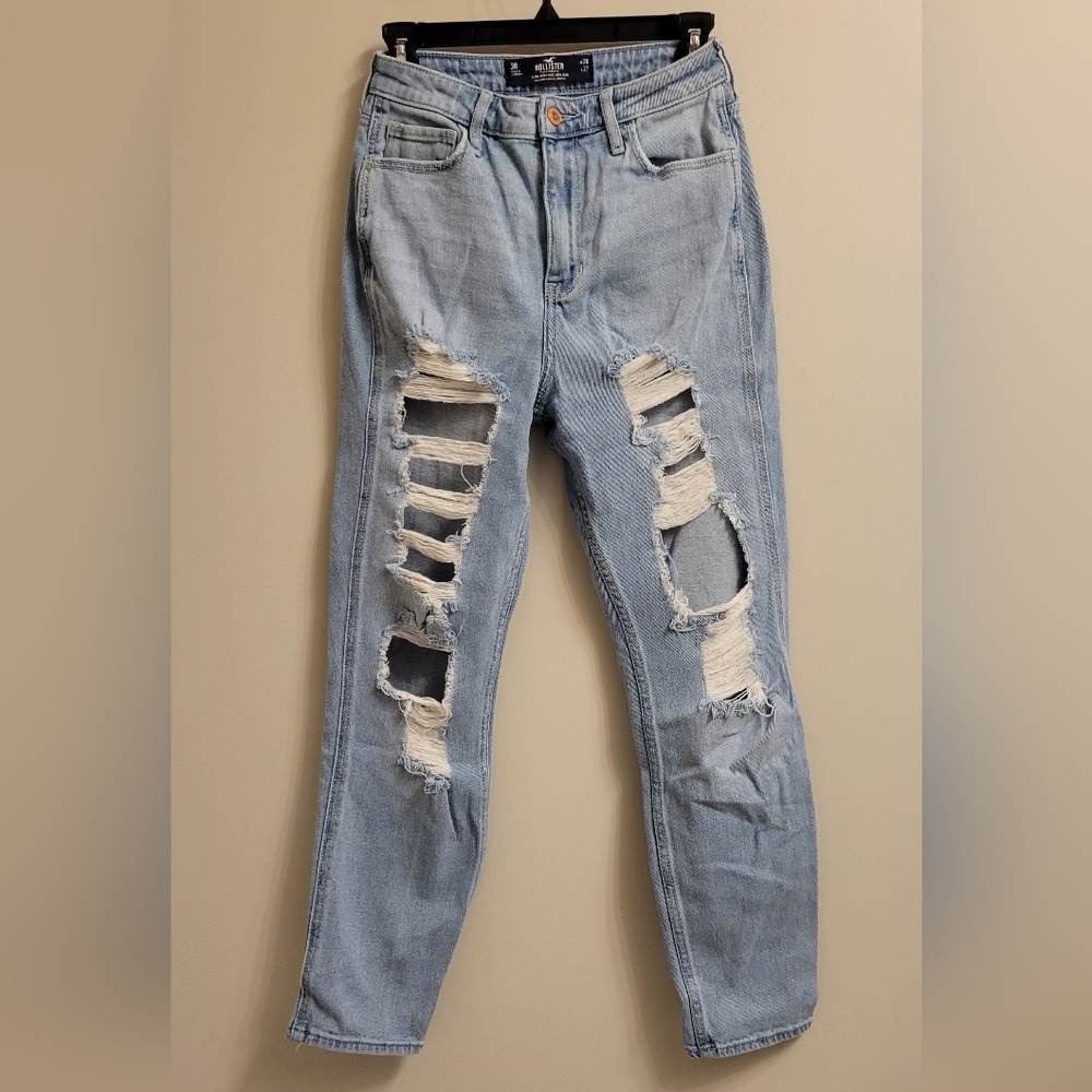 Hollister, Ultra-High Rise Distressed Mom Denim Jeans Size 3R
